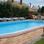 Casa de hóspedes Holp 4*
