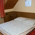Casa de hóspedes Holp 4*