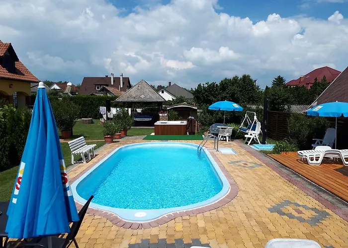 Holp Vendeghaz Konukevi 4*